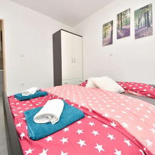 Apartmani Robi i Kristina, Donji Karin — photo 3