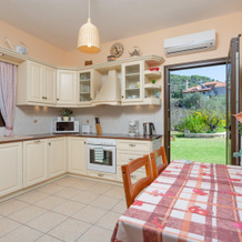 Villa Eufrosini Large Private Pool Walk to Beach Sea Views A C Wifi Car Not Required - 2301, Lakithra — photo 5