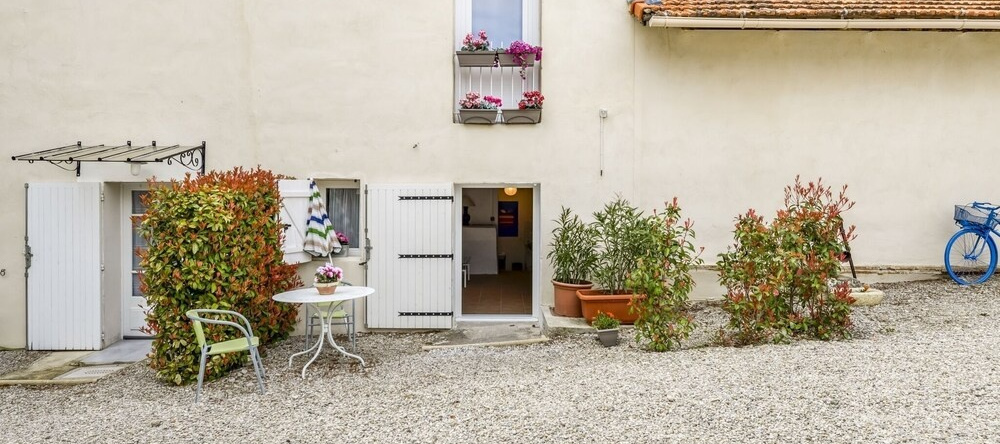 Inviting Holiday Home In Rasteau Near Vaison La Romaine, Расто — фото 1