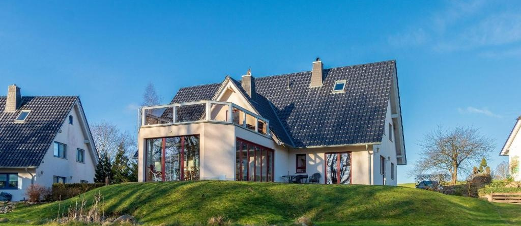 Whg-1-Schwalbennest-Ferienhaus-Am-Boddenufer-Buschvitz, 布施维茨 — 照片 1