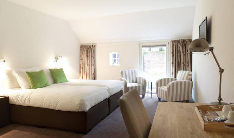 B&B Hotel Hoeve de Vredenhof, 泽伊德拉伦 — 照片 1