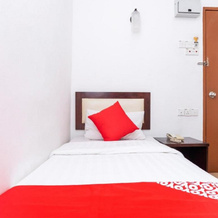 OYO 90742 I-home Hotel, Seri Iskandar — photo 5