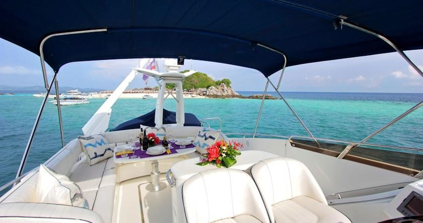 Luxury Yacht IR1311, Ko Kaeo — photo 1