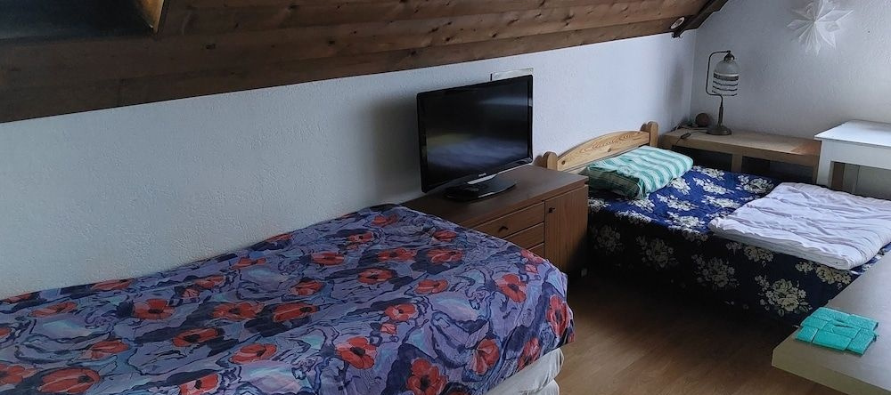 Room In Guest Room - Private Room In Country House, Erkelenz, Эркеленц — фото 1