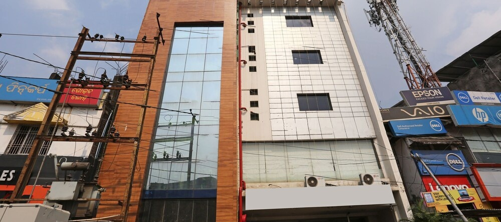 Oyo 2182 Hotel Seetal, Каттак — фото 1