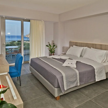 Parasol Luxury Hotel & Suites, 卡尔帕索斯 — 照片 3