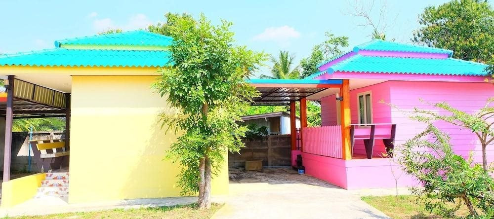 Thanatat Resort, 塔克 — 照片 1