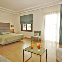 Skiathos Premier, 特鲁略斯 — 照片 4