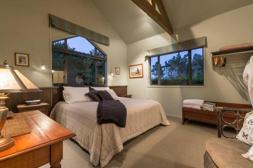 Orokawa Bay Retreat, Waihi — photo 1