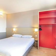B&B Lyon Est Aeroport St Quentin Fallavie, 圣康坦 — 照片 3