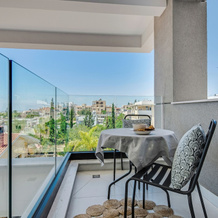 Sanders Elgio - Generous 2-Bdr Apt W Balcony, Айос-Атанасиос — фото 4