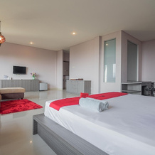 RedDoorz Premium @ Fafa Hills Resort Puncak, Sukaraja — photo 2