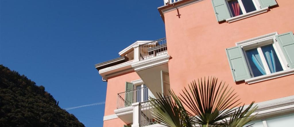 Villa Bellaria, Riva del Garda — photo 1