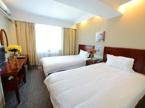 Greentree Inn Zhoukou Luyi County Ziqi Avennue Hot, Чжоукоу — фото 1