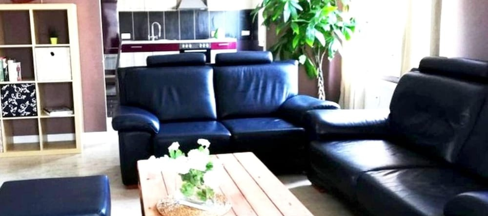Apartment With 2 Bedrooms in Rémersdael, With Wifi, 菲伦 — 照片 1