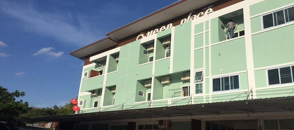 Queen Place Saraburi, Saraburi — photo 1