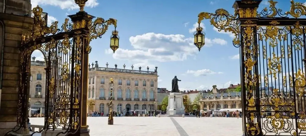 Nemea Appart Hotel Grand Cœur Nancy Centre, Нанси — фото 1
