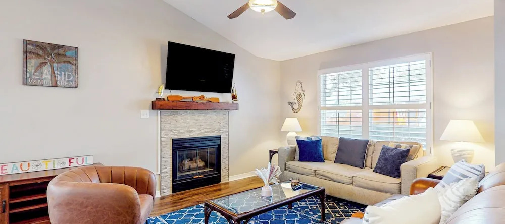 Dog-Friendly Yard! Retreat 11 Mi To Destin & Beach, Найсвилль — фото 1