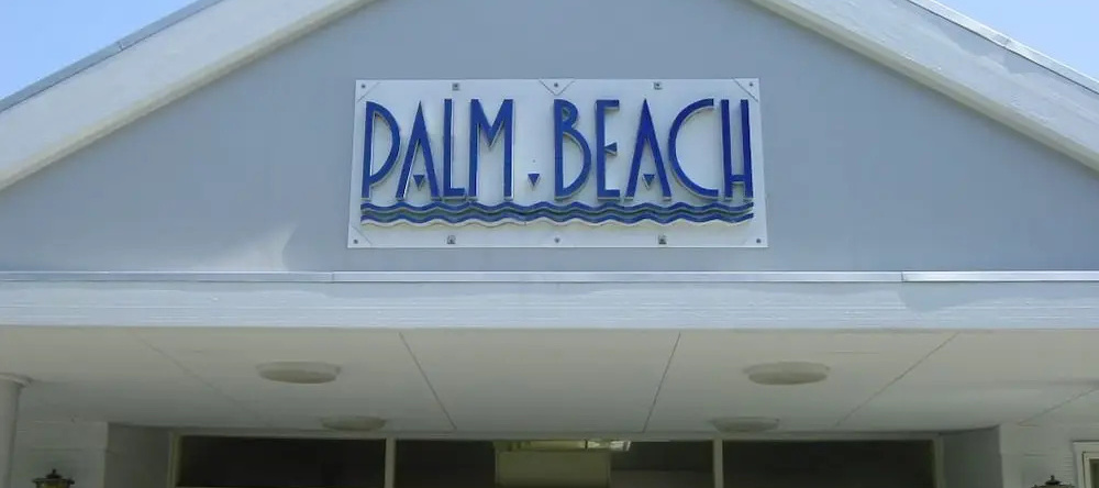 Palm beach resort hotel, 大岛 — 照片 1