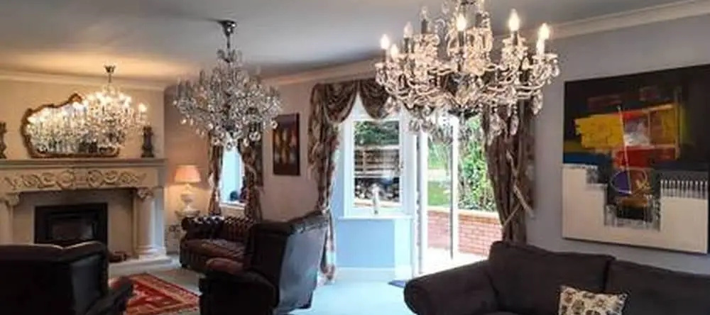 Stratford 4 BR Family Mansion With Pool, Gym & BBQ, 亨利因阿登 — 照片 1