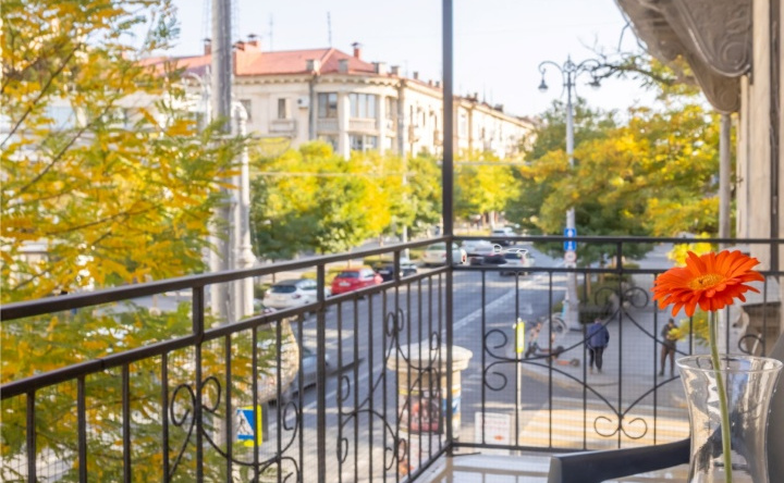 Schaste Zhit V Serdtse Sevastopolya Apartments, Sevastopol — photo 1