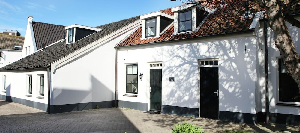 Fantastic Farm House, on 150 Meters of the sea, Noordwijk — photo 1