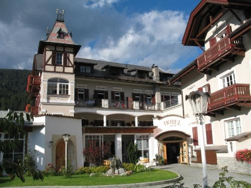 Hotel Bachmann, Villabassa — photo 1