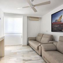 Duplex Penthouse with swimming pool, 阿尔穆涅卡尔 — 照片 2