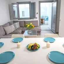 Aegean Melody Suites Santorini Deluxe Suite With Outdoor Private Heated Jacuzzi, 埃克索米蒂斯 — 照片 3