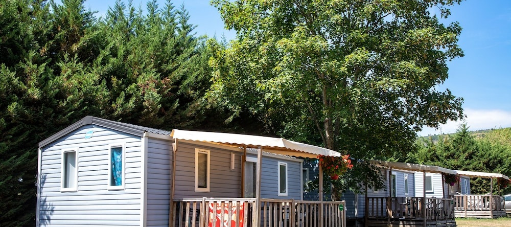 Camping de Santenay, 桑泰纳 — 照片 1