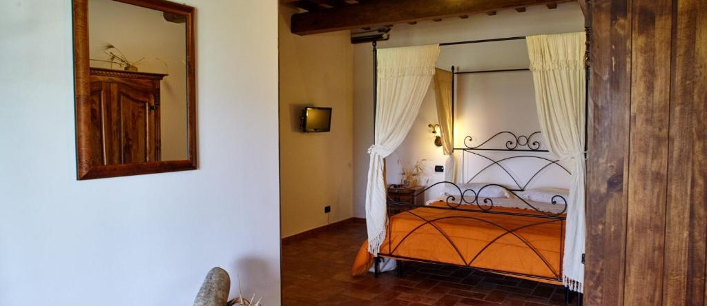 Agriturismo Sant Apollinare, 皮安卡斯塔尼亚约 — 照片 1