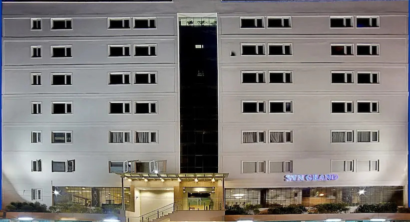 Svn Grand, 卡基纳达 — 照片 1