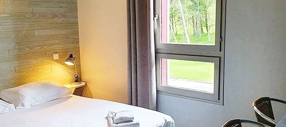 Chambres de séjour et brasserie du Coiroux, 奥巴津 — 照片 1