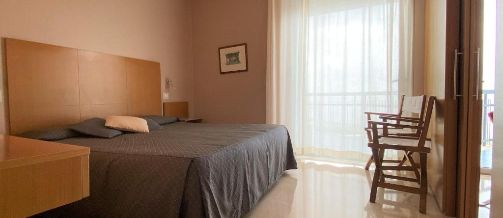 Hotel Tirreno, Spotorno — photo 1