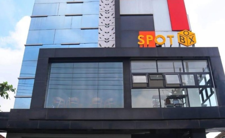 Front One Inn Kediri, Нгасем — фото 1