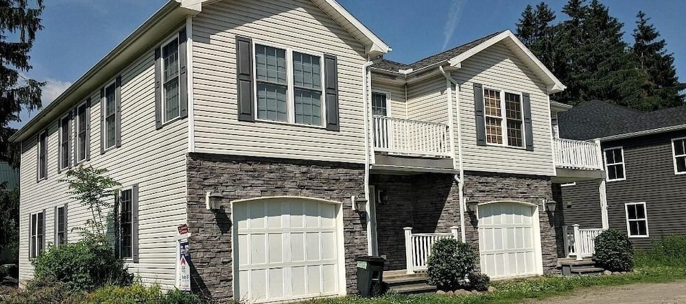 Grey Stone 1 3 Bedroom Condo, 埃利科特维尔 — 照片 1