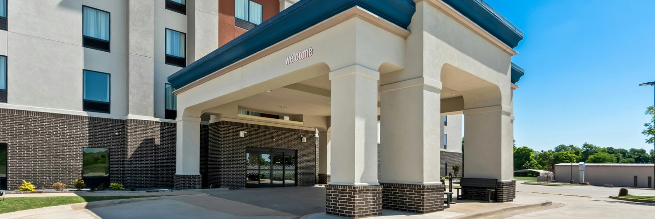 Hampton Inn & Suites Pauls Valley, 保尔斯谷 — 照片 1