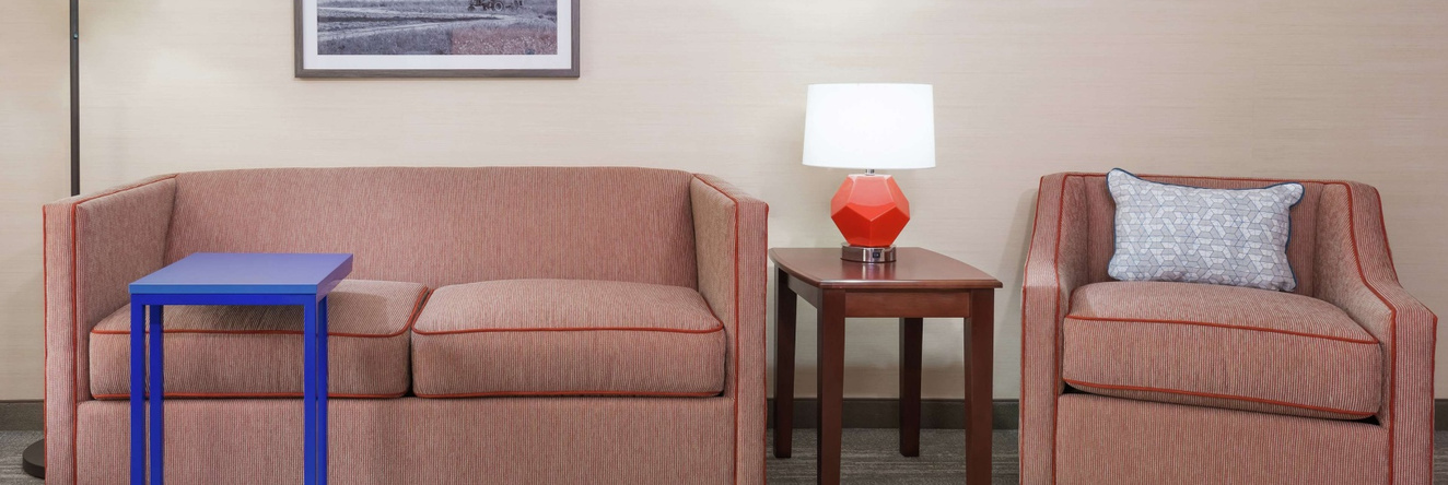 Hampton Inn Springfield South Enfield, Энфилд — фото 1