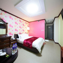 Royal Tourist Hotel, Пхёнтхэк — фото 5