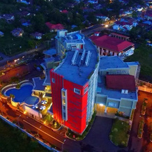 Sutan Raja Hotel Amurang, Амуранг — фото 2