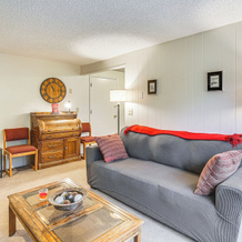 2 Mi to University of Oregon: Pet-friendly Abode, Eugene — photo 2