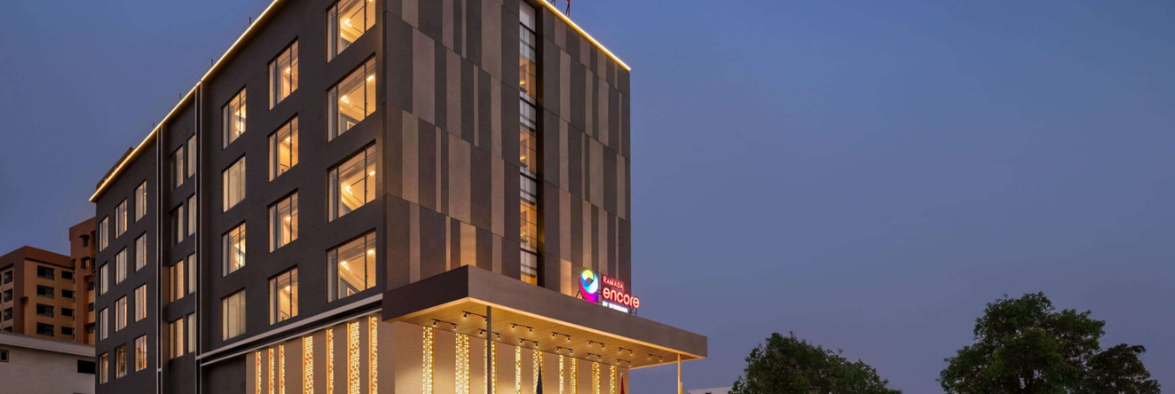 Ramada Encore By Wyndham Siliguri Sevoke Road, Силигури — фото 1