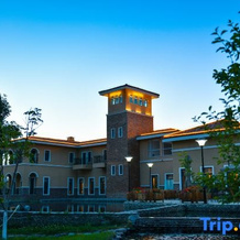 Deep in the mountains, Moon River Villa, a wild luxury holiday homestay, Xinyuan — photo 2