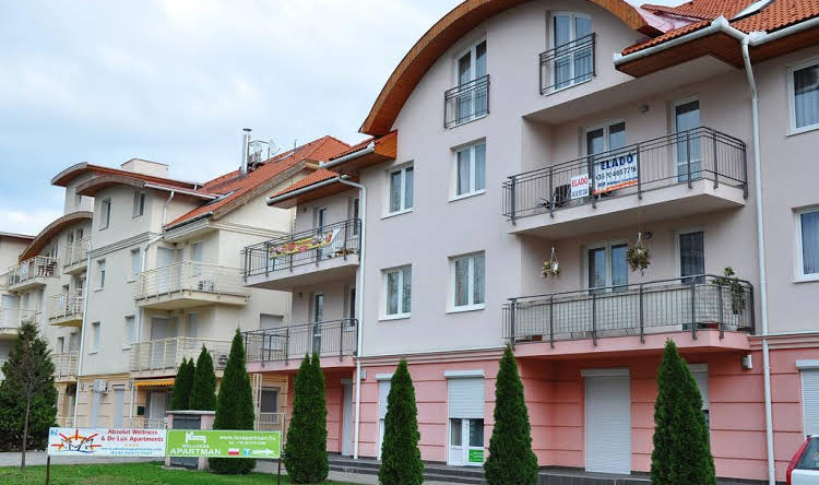 Wellness Apartmanok, Hajduszoboszlo — photo 1