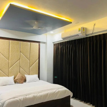 Hotel New City Light, 苏拉特 — 照片 5