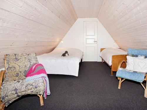 Four-Bedroom Holiday Home In Tarm 2, Тарм — фото 1