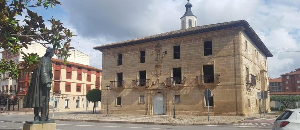 Apartamento Entreviñas En El Corazón De La Rioja, Фуэнмайор — фото 1