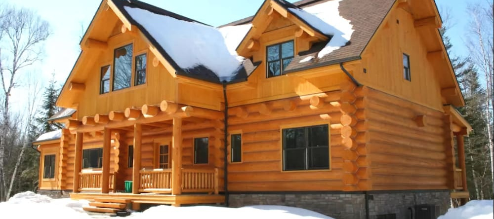 Chalet Four Bears, 里维耶尔-鲁日 — 照片 1