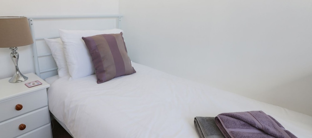Alberts Lodge, Lincoln — photo 1