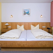 Hotel- und Brauereigasthof Hirsch, 松特霍芬 — 照片 2